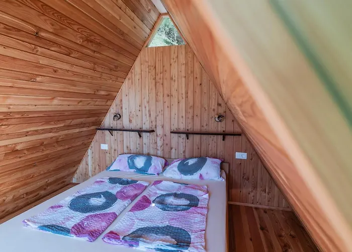 Luxury tent Glamping Tinka